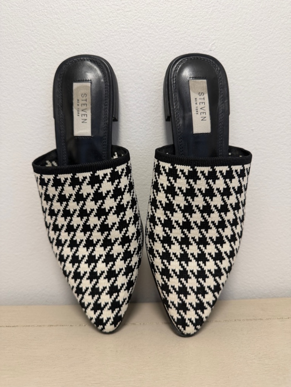 Houndstooth Knit Pointed Toe Mules STEVEN NEW YORK Vende - Size 7 GUC